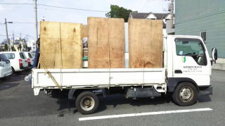 主に金属系廃棄物・紙段ボール系・エアコン・給湯器・込み真鍮・そして混載の産業廃棄物