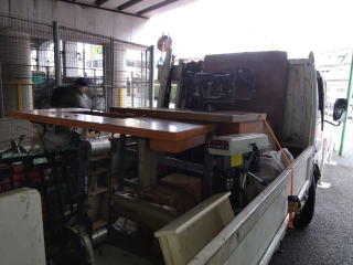 革鞄の工業用ミシンの回収